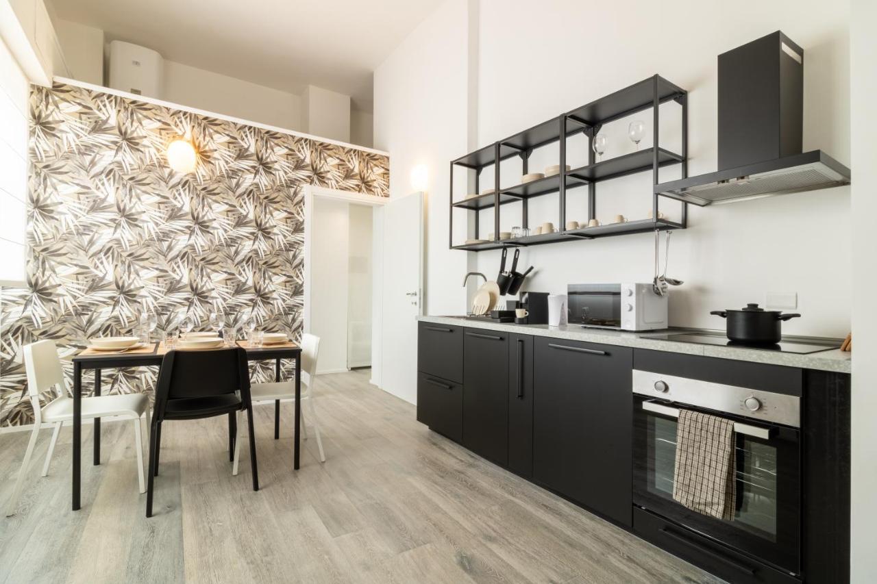 Navigli - Chic And Sophisticated Home In มิลาน ภายนอก รูปภาพ